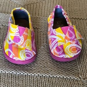 Toms Colorful Paisley Print Infant Slip Ons